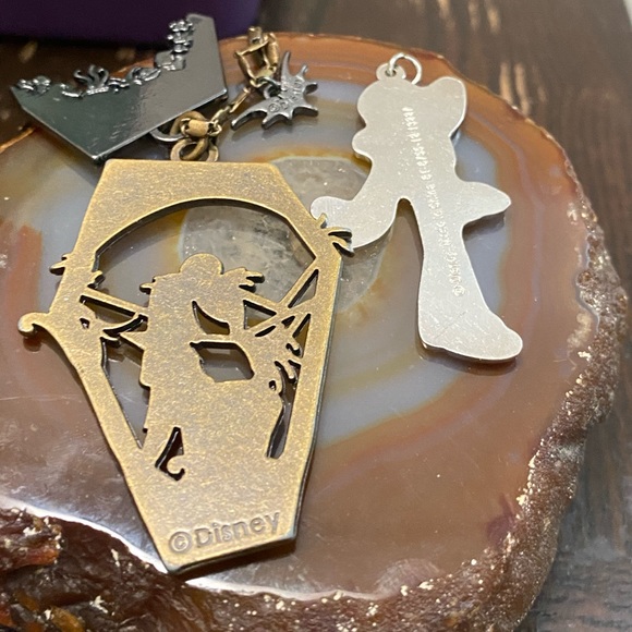 Nightmare Before Christmas Necklace/Extra Pendant - Picture 4 of 12